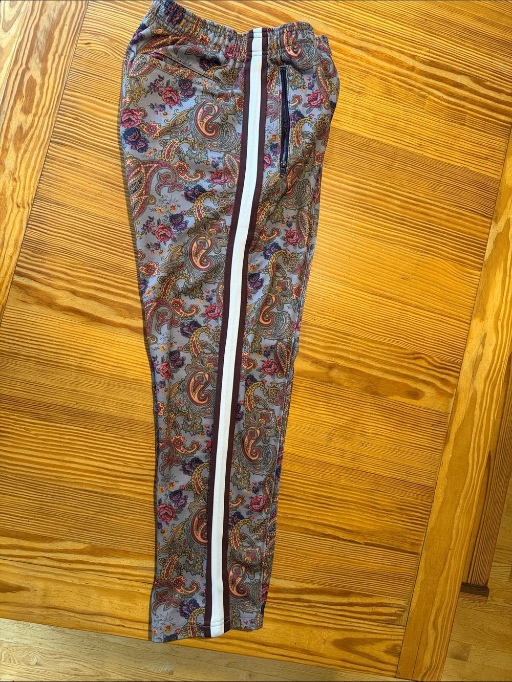 Urban Outfitters Paisley Straight-Leg Track Pants in Gray Multi - Picture 3 of 4